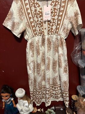 Women’s Cream and Tan Printed Casual Midi Dress